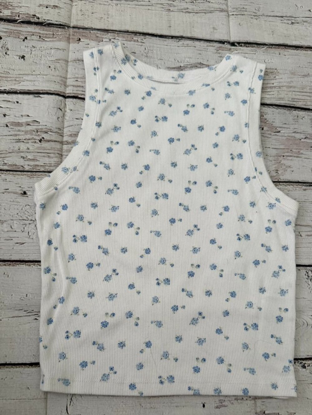 Hollister Women/Junior Tank Crop Top size Small